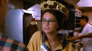 See what 'she's all that' stars freddie prinze, jr., rachael leigh cook, paul walker, gabrielle union and more did after the movie was released in theaters on jan. Sr News He S All That Remake Brings Back Rachael Leigh Cook As Laney Boggs Youtube