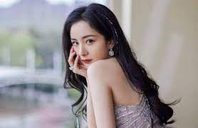 Mimi yang, mini yang, zi xi, little mi, yang hanshu. Yang Mi Was 4 Hours Late For Filming And Exposed An Amazing Move Archyde