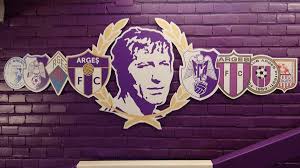 Get the latest fc arges news, scores, stats, standings, rumors, and more from espn. SituaÈ›ie IneditÄƒ La Fc ArgeÈ™ Chipul Lui Nicolae Dobrin Interzis Pe Noul Echipament De Joc Eurosport