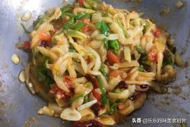 Stir more often toward the end of braising, after the sauce has thickened. Before And After The Summer Heat You Should Eat Alkaline Vegetables Often And Stir Fry Them With 2 Kinds Of Ingredients It Is Delicious And Delicious Inews