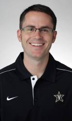 Tyler Barnes joins VU football staff