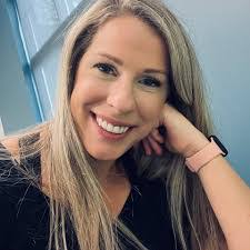 Heather Perry's Instagram, Twitter & Facebook