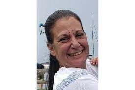 Carmen Worthington's Instagram, Twitter & Facebook