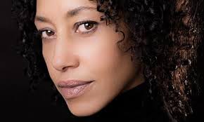 Amanda Foster's Instagram, Twitter & Facebook