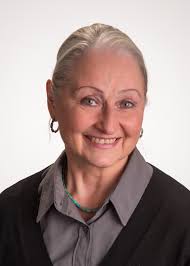 Tracy Souza's Instagram, Twitter & Facebook