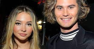 Buy my hair products!use exclusive code: Outer Banks Star Chase Stokes So Gab Er Seine Liebe Zu Co Star Madelyn Cline Bekannt Bunte De