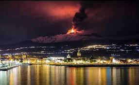 Etna is on a new and special eruption taking by surprise also scientists. Aktualisiert 2021 Riposti Taormina Porto Dell Etna Appartement In Fondachello Tripadvisor