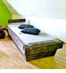 Auf einen blick es verfügt als einzelbett über eine liegefläche von 90 x 200 cm sowie 100 x 200 cm und als großes doppelbett über eine liegefläche von 140 x 200 cm. Balkenbett 90x200 Cm Lattenrost 2 Schubladen Optional