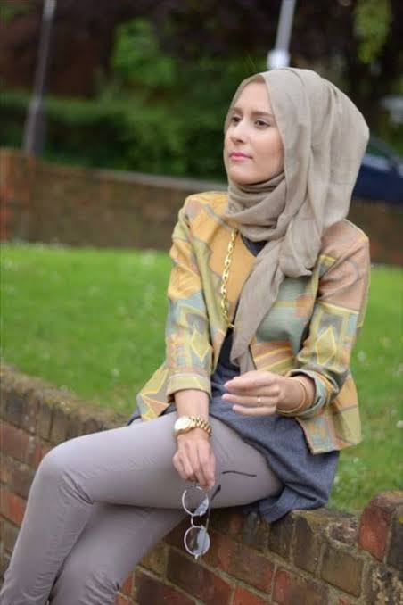 Female Customer
