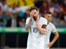فيديو بكاء ميسي بعد خسارة كوبا امريكا امام تشيلي فقد انهار الاعب ميسي لاعب الارجنتين في البكاء وذلك بعد الخسارة الكبيرة في المباراة لان الفريق كان يعلق امالاً كبيرة علي اللاعب ميسي بالفوز في بطولة كوبا ولكن جاءت. ØªØ­Ù„ÙŠÙ„ Ø¨ÙƒØ§Ø¡ Ø§Ù„Ø£Ø±Ø¬Ù†ØªÙŠÙ† ÙˆÙ…ÙŠØ³ÙŠ ÙˆØ­Ù„ÙˆÙ„ Ø­Ù„ Ø§Ù„Ø¹Ù‚Ø¯Ø© Ù…ØµØ±Ø§ÙˆÙ‰