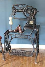 インダストリアルな格好いいインテリアに 英国ｓｉｎgerのアンティークミシン アンティーク家具 その他家具 商品情報 イギリスアンティーク家具の販売ならビクトリアンクラフト アンティークミシン アンティーク インテリア アンティーク