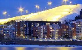 Hammarbybacken ägs av stockholms stad och skidanläggningen drivs av skistar ab. Hammarbybacken Stockholm Sweden Stockholm Vinter Stad