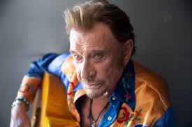 Particulière à la description des pièces mises en vente. Johnny Hallyday On A Ecoute Le Titre Posthume Deux Sortes D Hommes Cnews