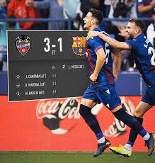 Barcelona had appeared in control when lionel messi converted from the spot in the 38th minute after nelson semedo had been tripped by jorge miramin in the box. 11f Sport Barcelona Kritt Kaal Dusch Zu Levante Facebook