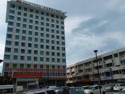 There are numerous buses or taxi options from the airport to your hotel. Facing Centre Point Picture Of Cititel Express Kota Kinabalu Kota Kinabalu Tripadvisor