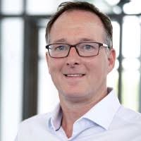 Christian Leppert's Instagram, Twitter & Facebook