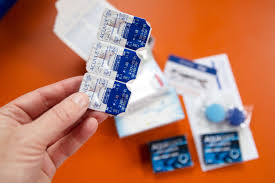 Most professional optometrists do not combine everything into one price, but rather clearly spell out and itemize what you are paying for. The 8 Best Places To Buy Contacts In 2021