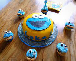 Kindertaarten Met Fondant En Marsepein Zoetrecepten Recept Dessert Ideeen Kindertaarten Fondant