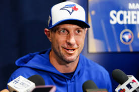 Justin Grimm to the Oakland A's