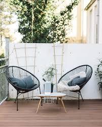 35 Gorgeous Outdoor Chairs Design Ideas Nothing Beats The Feeling Of Sitting Outdoors By Yourself Or In 2020 Lounge Chair Outdoor Outdoor Chairs Design Garden Chairs