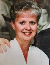 Kathy Lou's Instagram, Twitter & Facebook