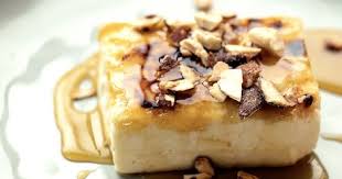Decouvrez La Delicieuse Feta Au Miel Du Peloponnese Du Chef Juan Arbelaez Alimentation Dessert Sans Four Recette