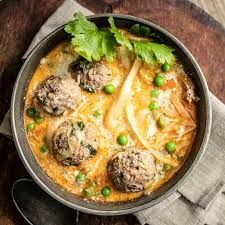 Ciorba Saure Gemusesuppe Mit Fleischklosschen Aus Rumanien Rezept Klosse Fleischklosschen Suppe