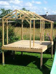 fabriquer abri de jardin en bois construire abri construire cabane fabriquer abri de jardin cabane bois enfant