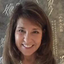 Lilly Pulitzer Daily Planner 2024, Medium Diary dated January 2024 to  December 2024, Weekly Planner with Monthly Calendar, Stickers, Pockets,  Spiral Binding, Cover : Amazon.com.be: Office Products