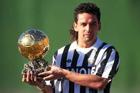 18 февраля 1967 | 53 года. Vintagefooty On Twitter Juventus Roberto Baggio With His Ballon D Or 1993 Https T Co Tl1gwldni0