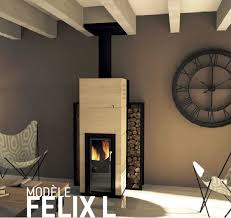 Felix L By Vulcar Air Cheminees Hybrides A Pellet Et A Bois Iwona Pellets Cheminees Hybrides Amenagement Interieur Bois Rangement Bois