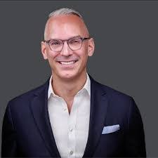 Jon Ricker's Instagram, Twitter & Facebook