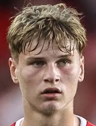 Harley Hunt's Instagram, Twitter & Facebook