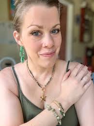 Ordering permanent chains for jewelry