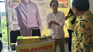 Peduli Lansia Rentan Terpapar Corona Sido Muncul Sumbang Tolak Angin Dan Obat Herbal Tribunnews Com Mobile