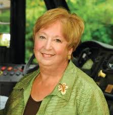 Georgia Neff's Instagram, Twitter & Facebook