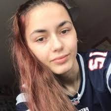 Isabelle Stapleton's Instagram, Twitter & Facebook