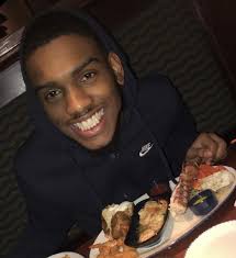 Deandre Davis, age 21