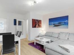 Ein großes angebot an mietwohnungen in lübeck finden sie bei immobilienscout24. Moblierte 4 Zimmer Wohnung U Bahn Lubecker Strasse All Inclusive In Nord Hamburg Hohenfelde Dachgeschosswohnung Mieten Ebay Kleinanzeigen