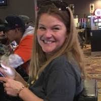 Lisa Shaner's Instagram, Twitter & Facebook