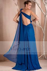 Afin de trouver le modèle tendance qui vous sublimera, visitez la collection de robes longues de notre site showroomprive.com. Robe Longue Nuptiale Pour Vos Plus Belles Soirees De Mariage Bleu Electrique Ref L255 Robes Demoiselle D Honneur