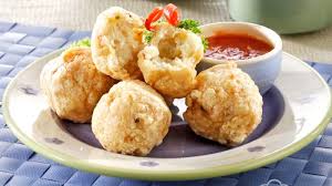 Selain bakpao terdapat makanan lain yang juga biasa hadir sebagai jajanan dan memiliki banyak penggemar. Cara Membuat Bakso Ikan Tengiri Yang Enak Dan Lezat