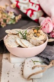 Pikanter Hummus Mit Reischips Rezept Rezepte Hummus Pikant