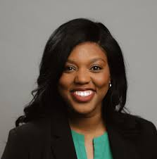 Courtney Meeks's Instagram, Twitter & Facebook