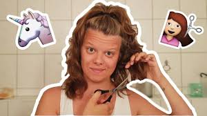Frisur für dünnes natürlich lockigem haar frisuren langes feines. Locken Friseur 8 Tipps Fur Einen Schonen Haarschnitt