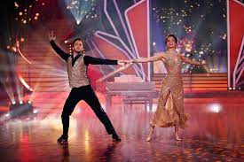 Let S Dance 2020 4 Live Show Luca Hanni Holt Let S Dance Wer Ist Raus 2020 Shotoe