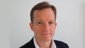 Denise London's Instagram, Twitter & Facebook