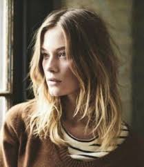 En latiendadepeluqueria sabemos por experiencia qué productos son los más convenientes para limpiar, hidratar y cuidar el cabello rebelde y encrespado. Los Mejores Peinados Para Disimular El Pelo Encrespado Pelo Encrespado Peinados Pelo