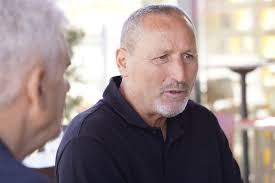 ☕️ Dita e mirë nis me miq e biseda për Ferizajin! Bashkë me Shefen e Grupit  Parlamentar të LDK-së, Hykmete Bajrami, kandidaten për Asamble Janina Ymeri  dhe miq të tjerë, shijuam një