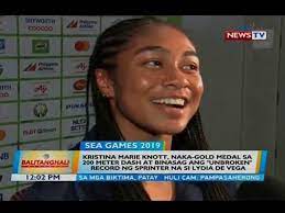 Kristina started running track at 12 years old. Bt Kristina Marie Knott Naka Glod Medal Sa 200 Meter Dash At Youtube